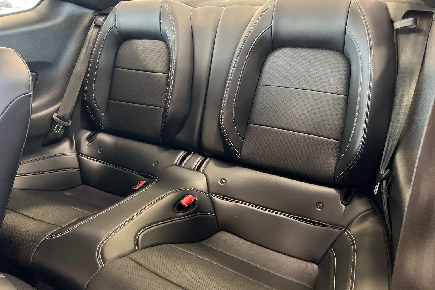 Car image 21
