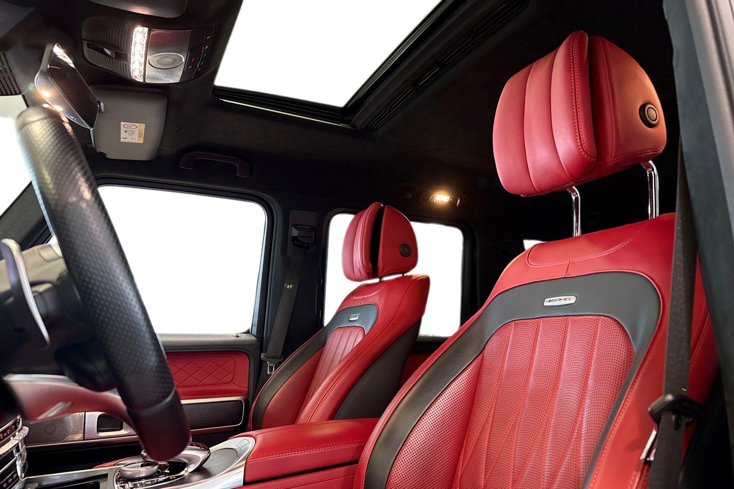 Car image 7