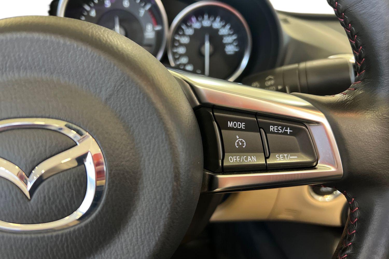 Car image 20
