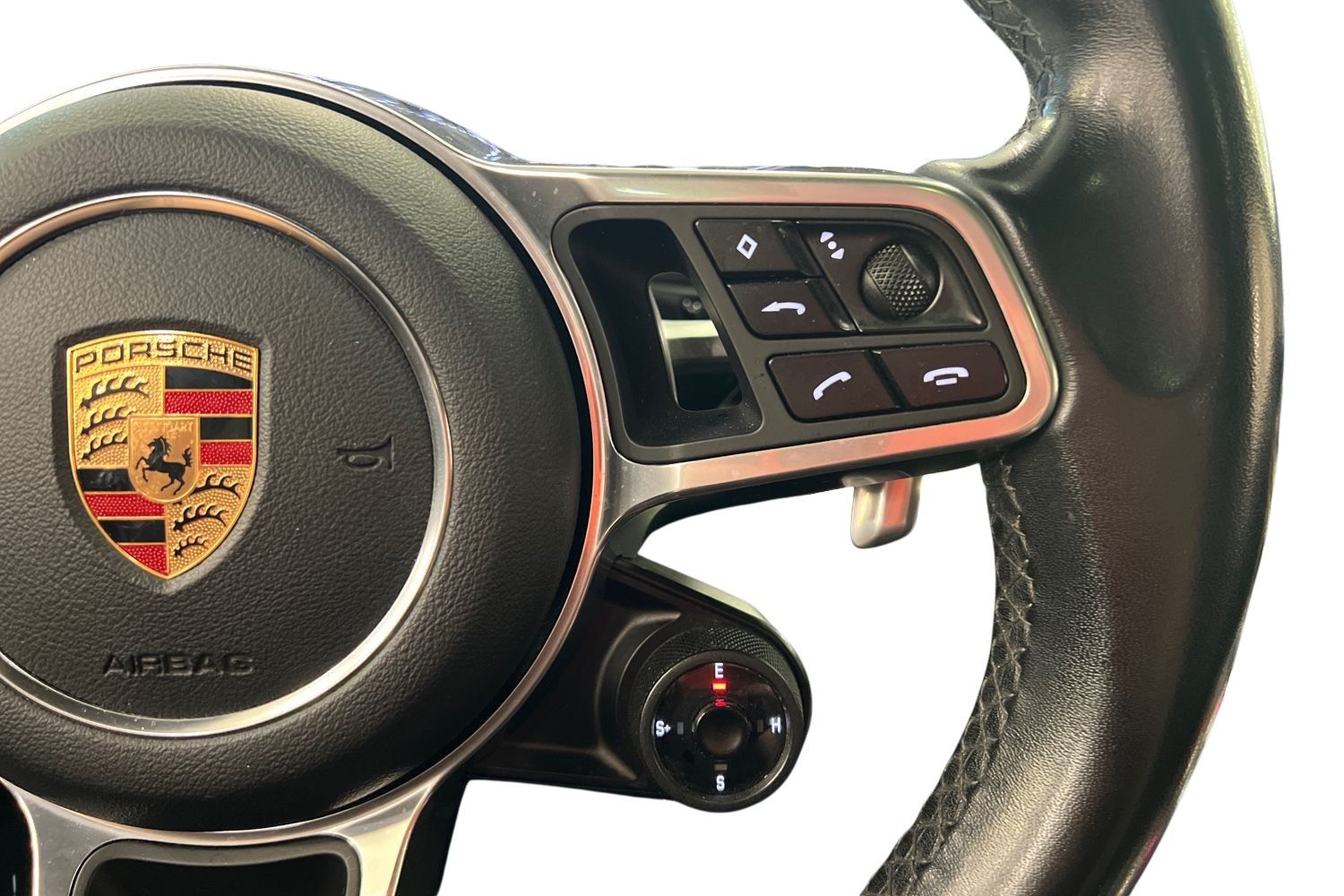 Car image 21
