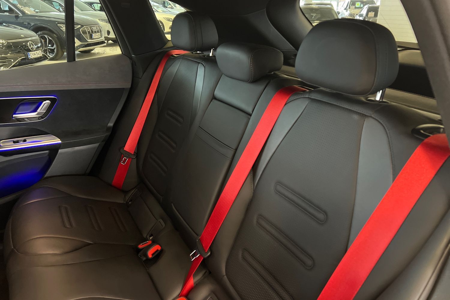 Car image 21