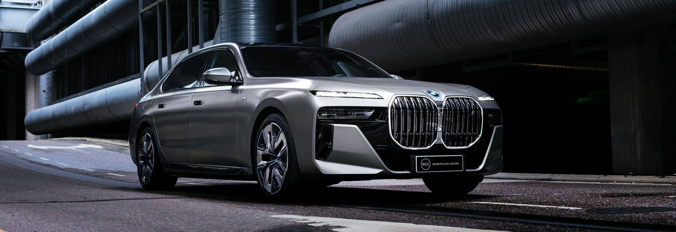 BMW i7