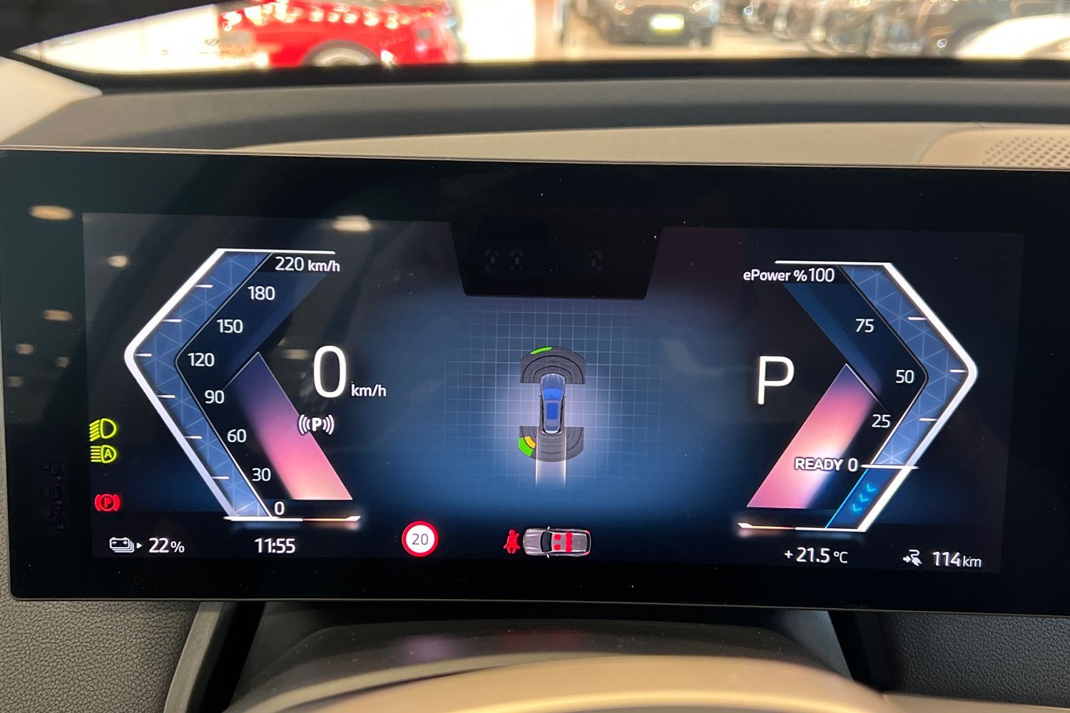 Car image 18