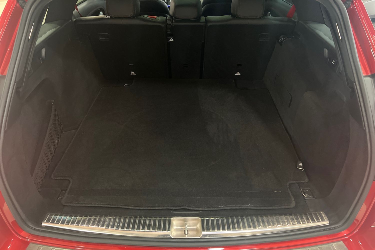 Car image 23