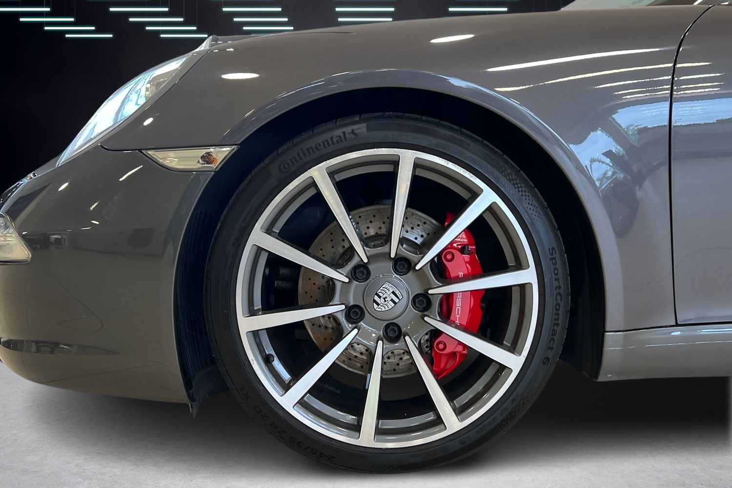Car image 6