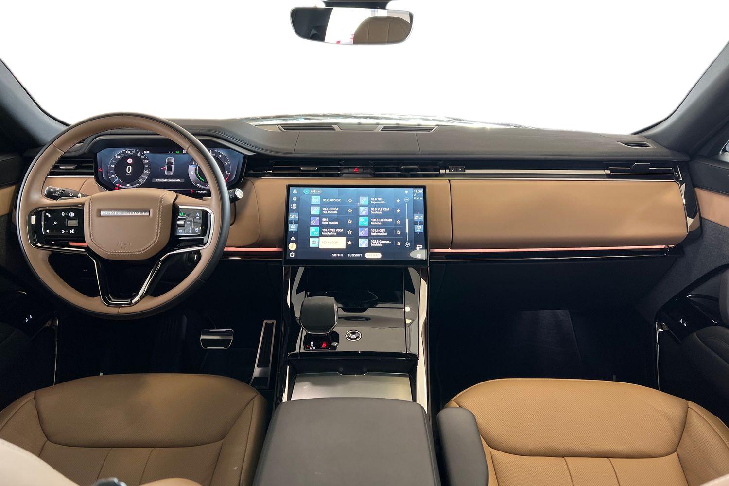Car image 10