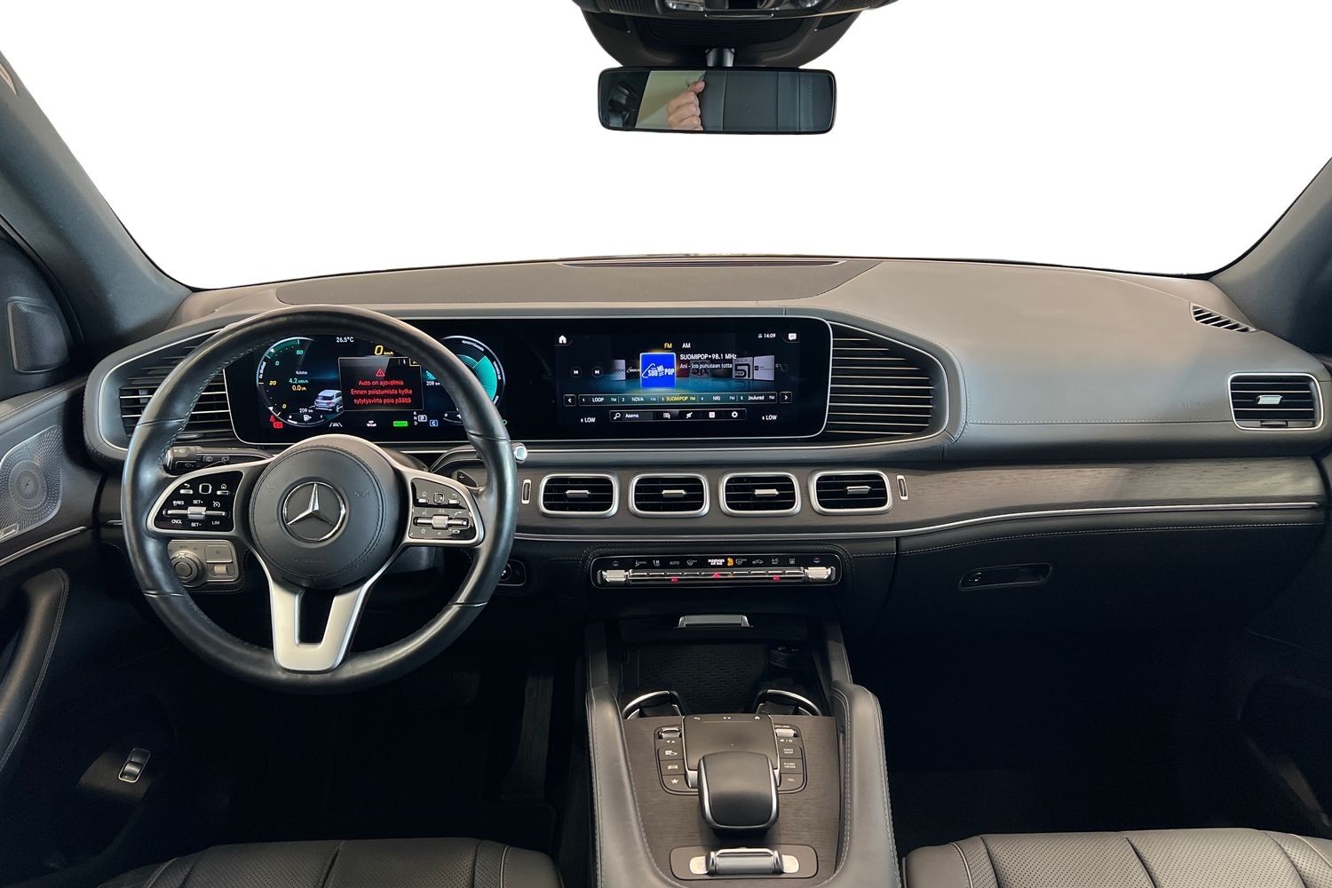 Car image 11