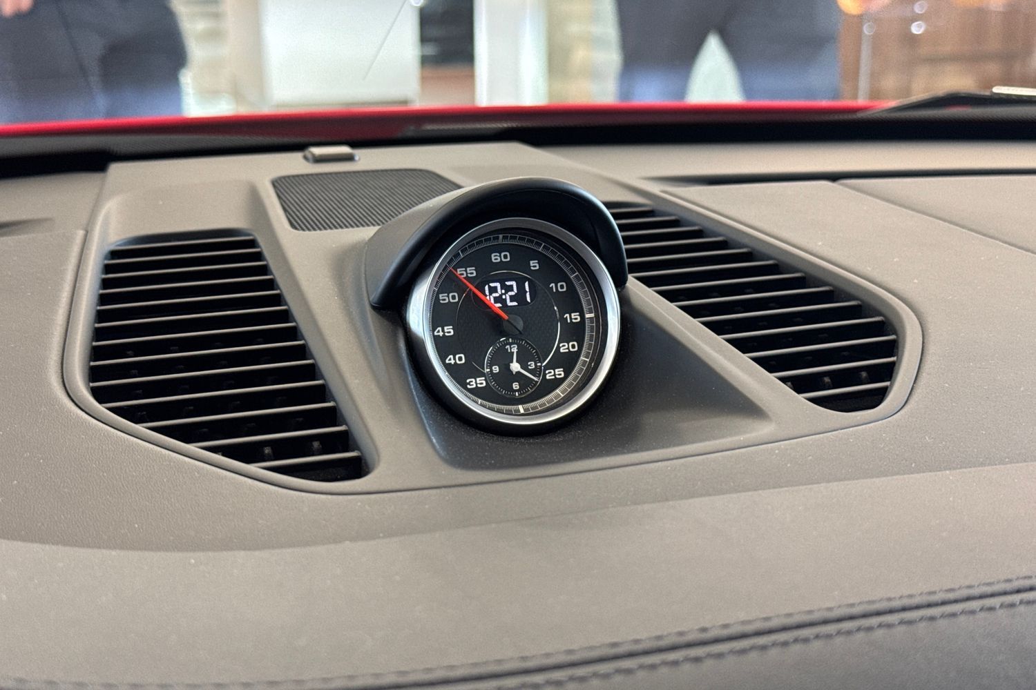 Car image 27