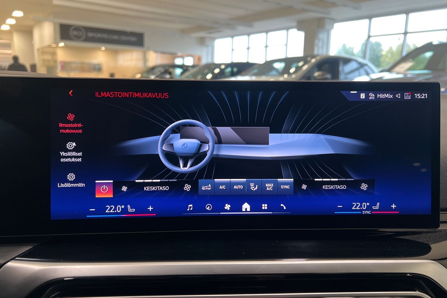 Car image 13