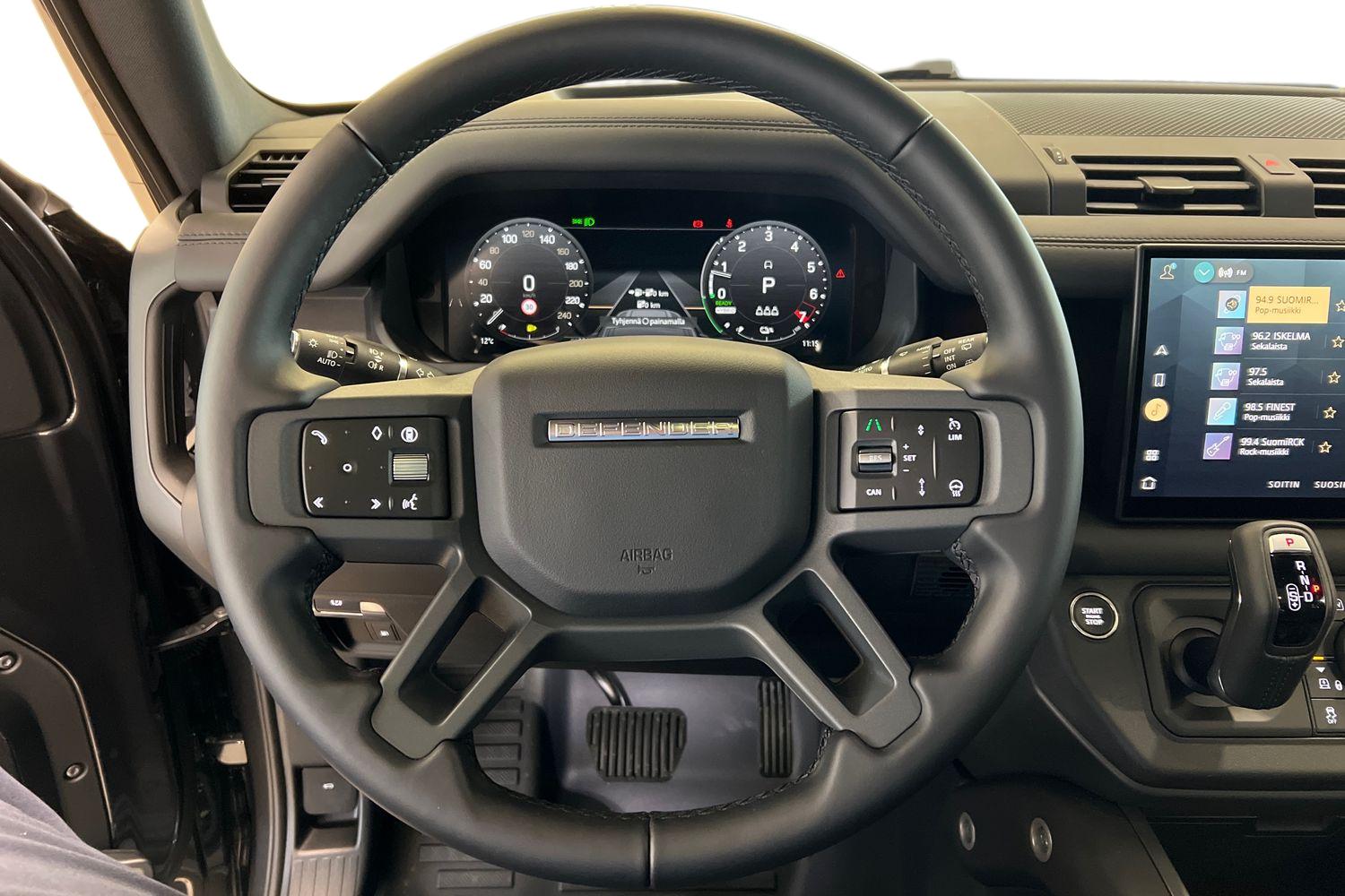 Car image 9