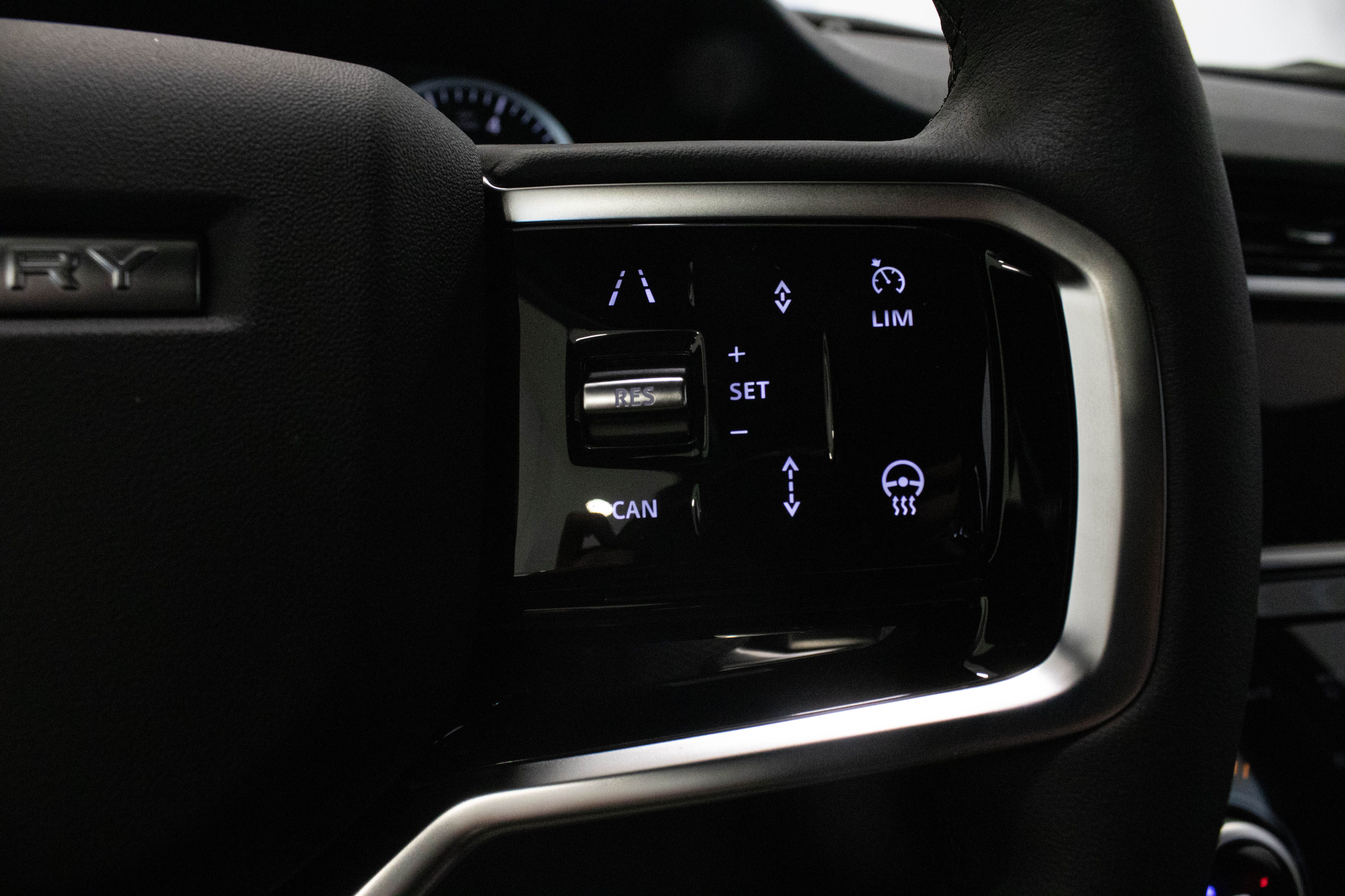 Car image 27