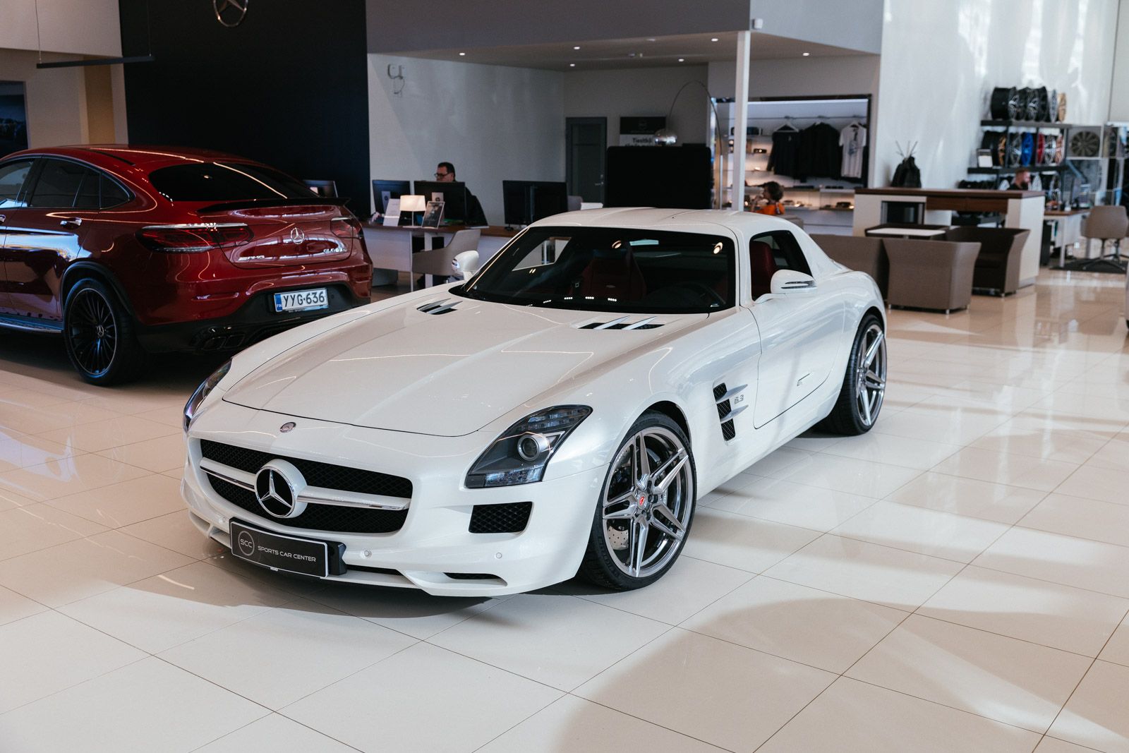 Car image 5
