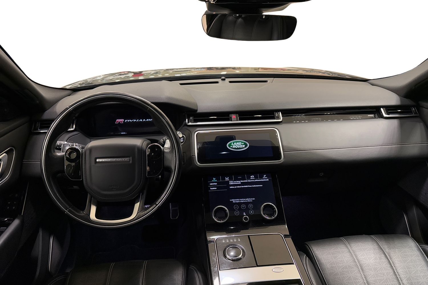 Car image 9