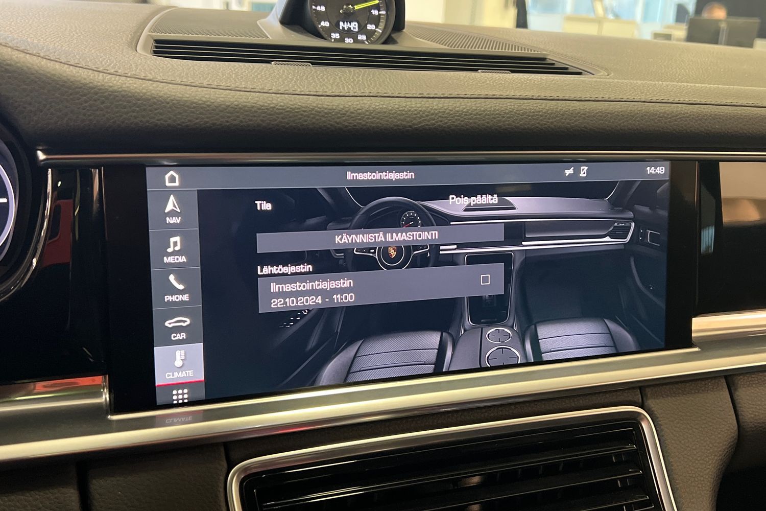 Car image 35