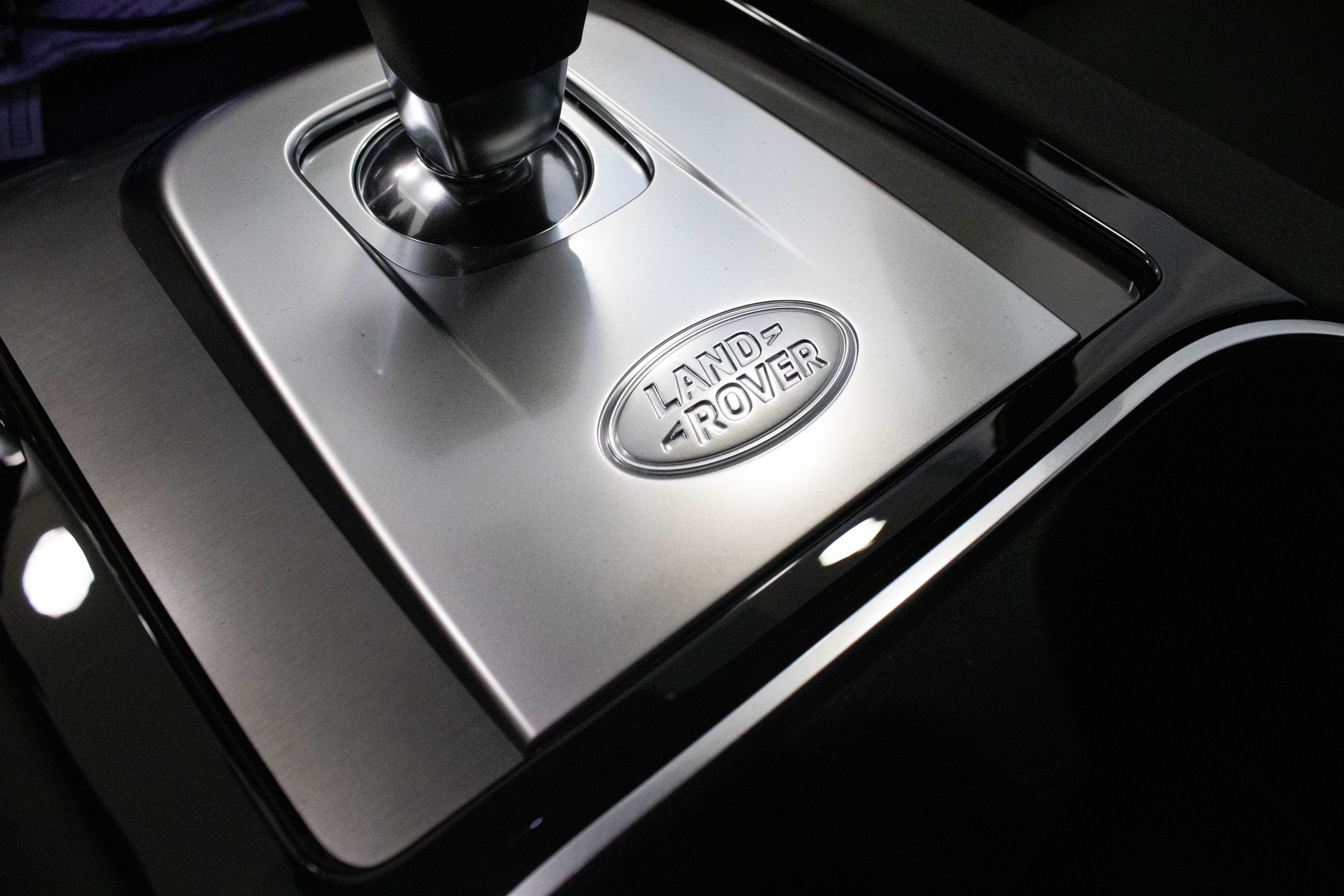 Car image 26