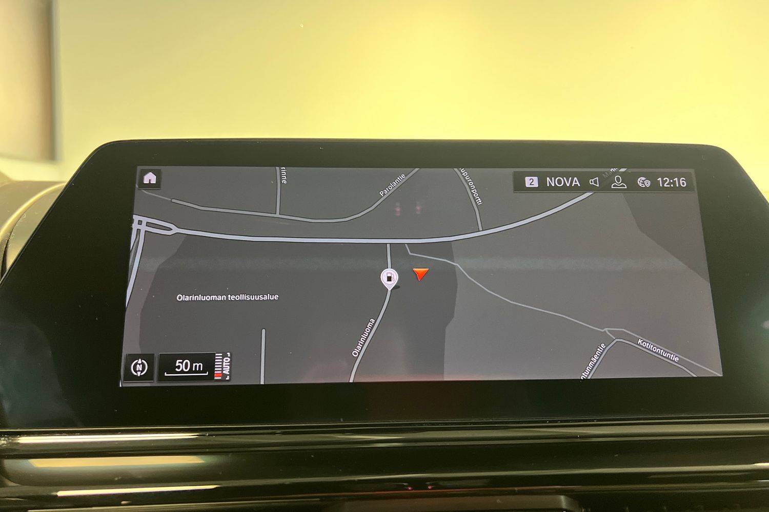 Car image 17