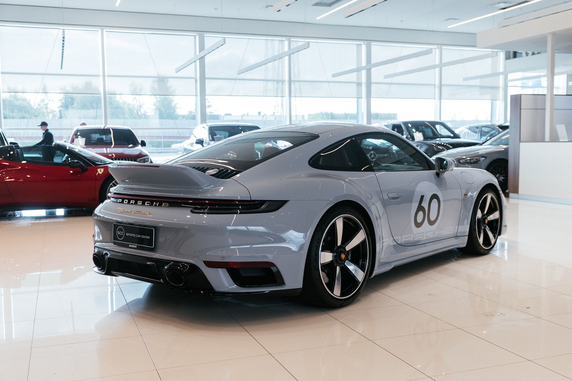 Car image 15