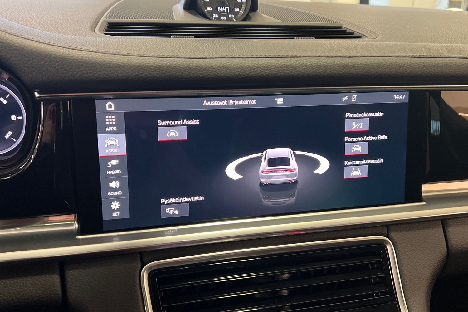 Car image 33
