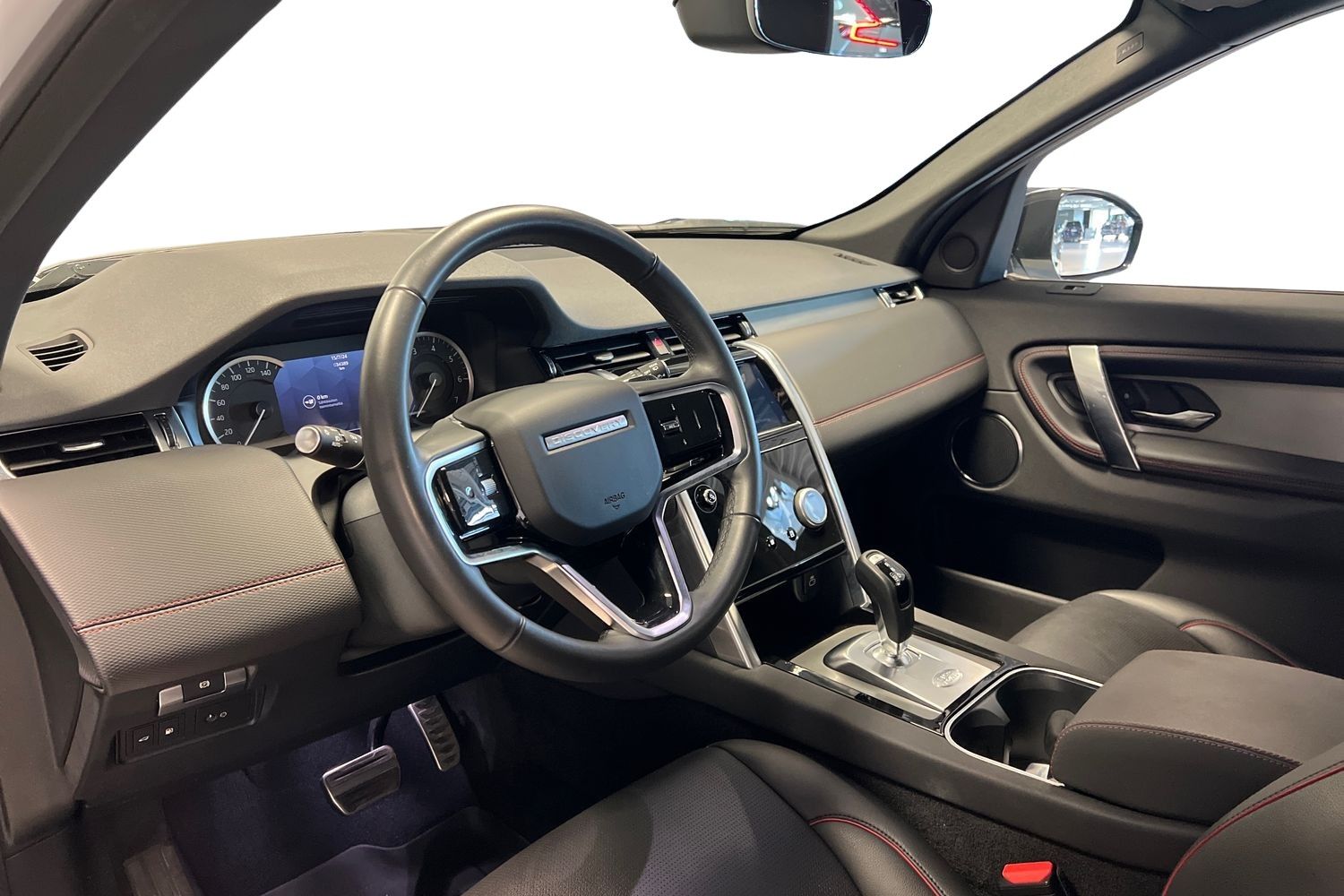 Car image 7