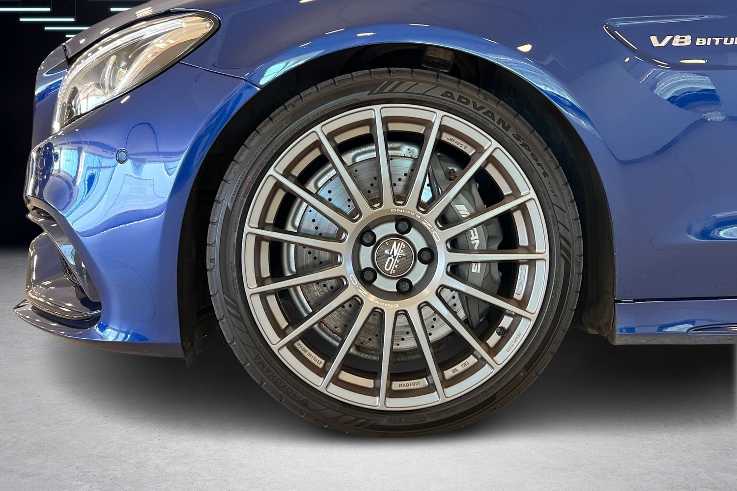 Car image 8