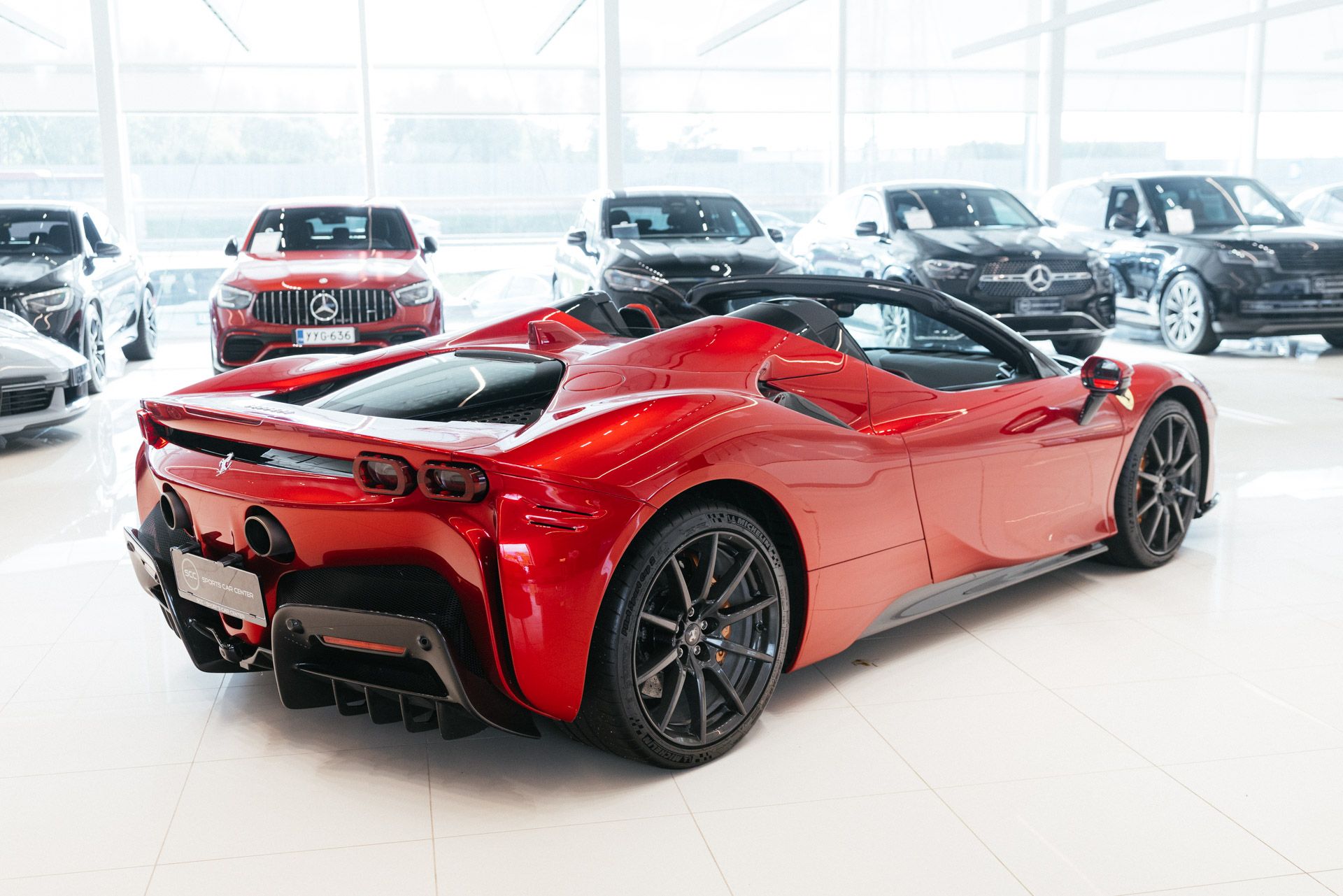 Car image 11