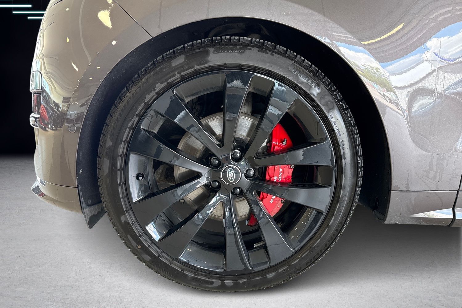 Car image 6