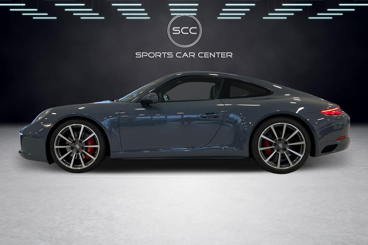 Car image 3