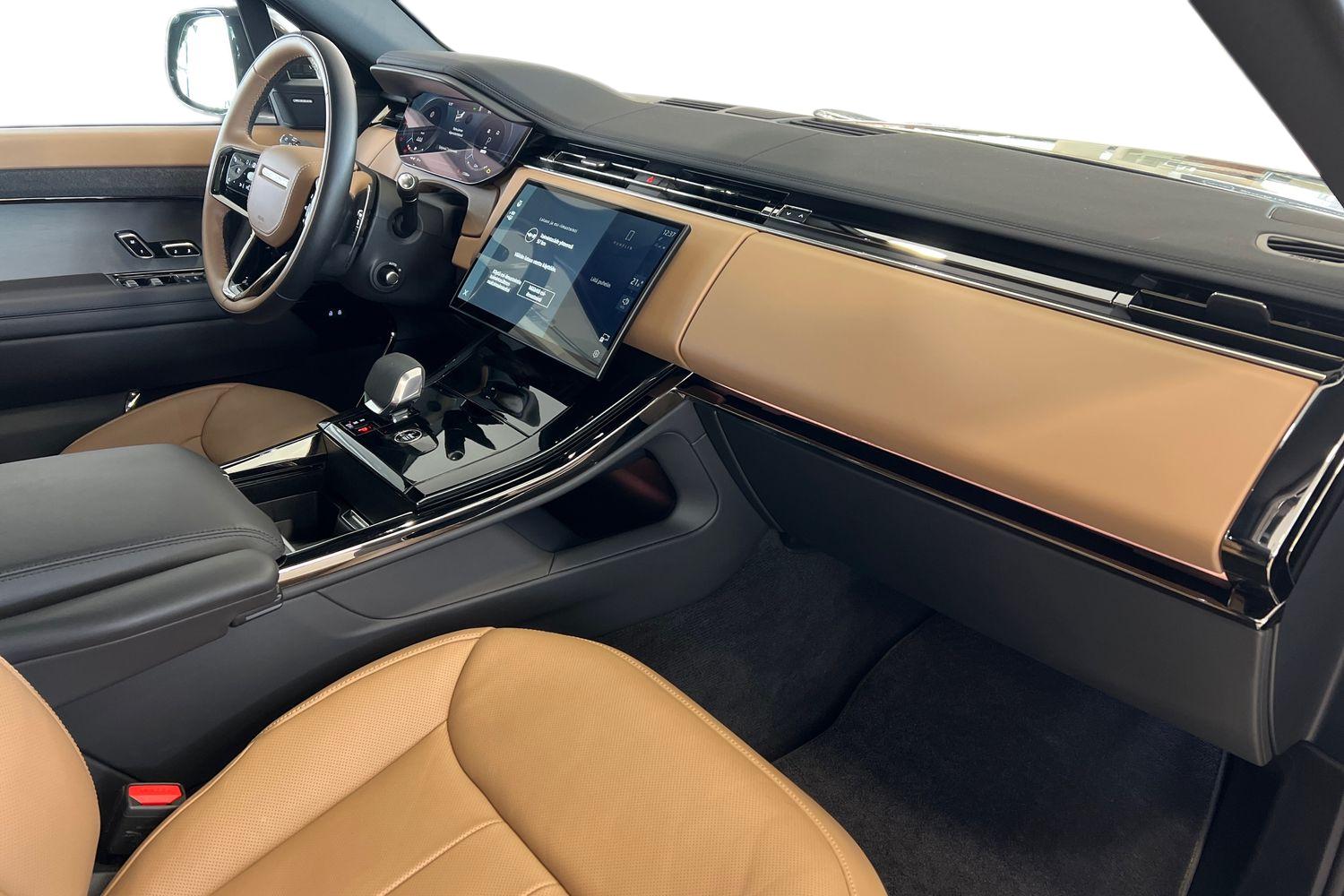 Car image 11
