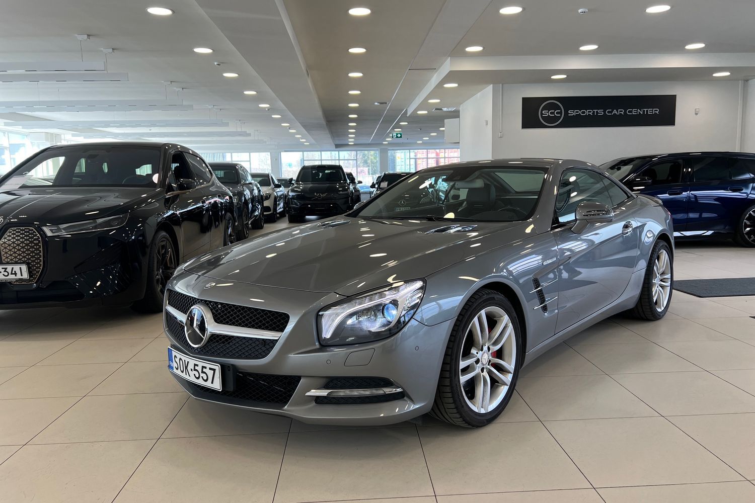 Car image 23