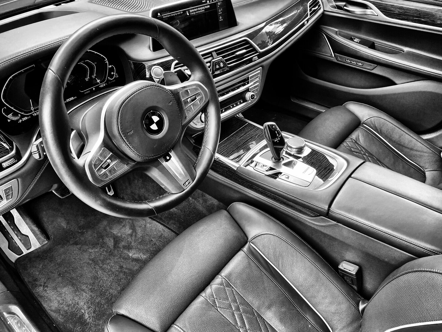 BMW 745Le interior